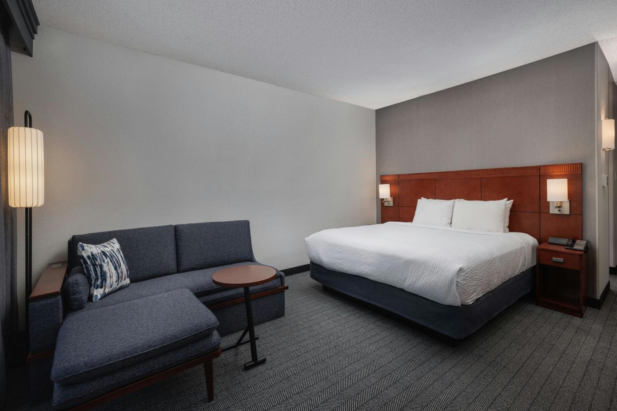 Courtyard By Marriott Denver Central Park Extérieur photo