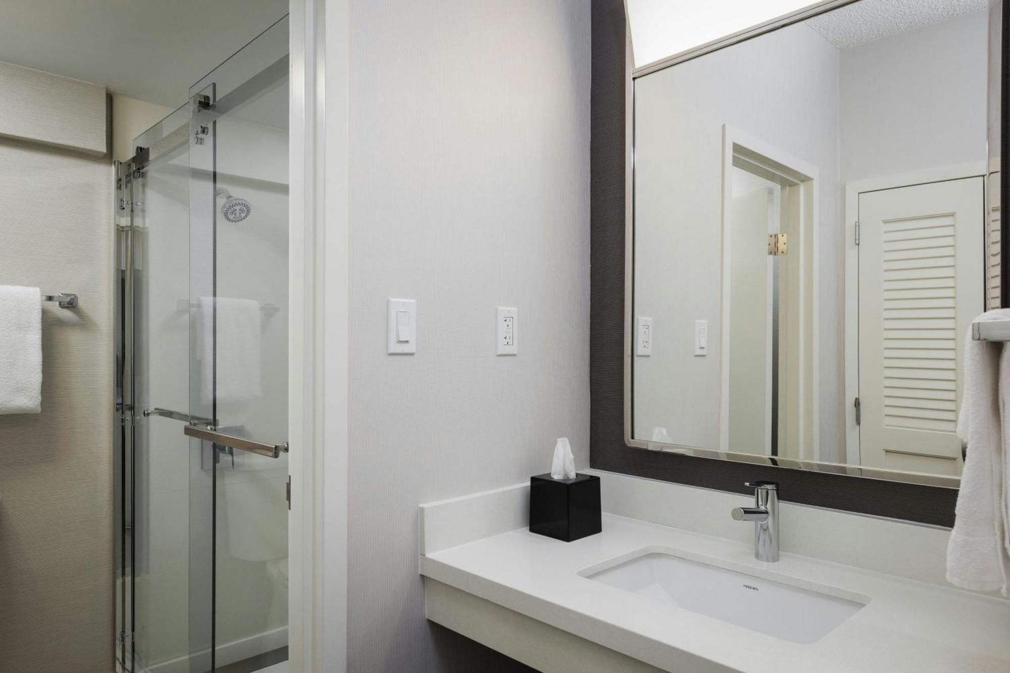 Courtyard By Marriott Denver Central Park Extérieur photo