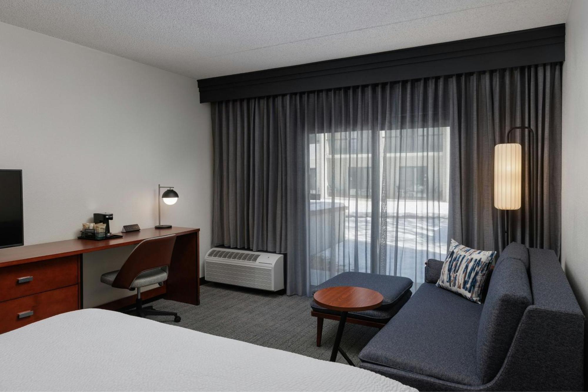 Courtyard By Marriott Denver Central Park Extérieur photo