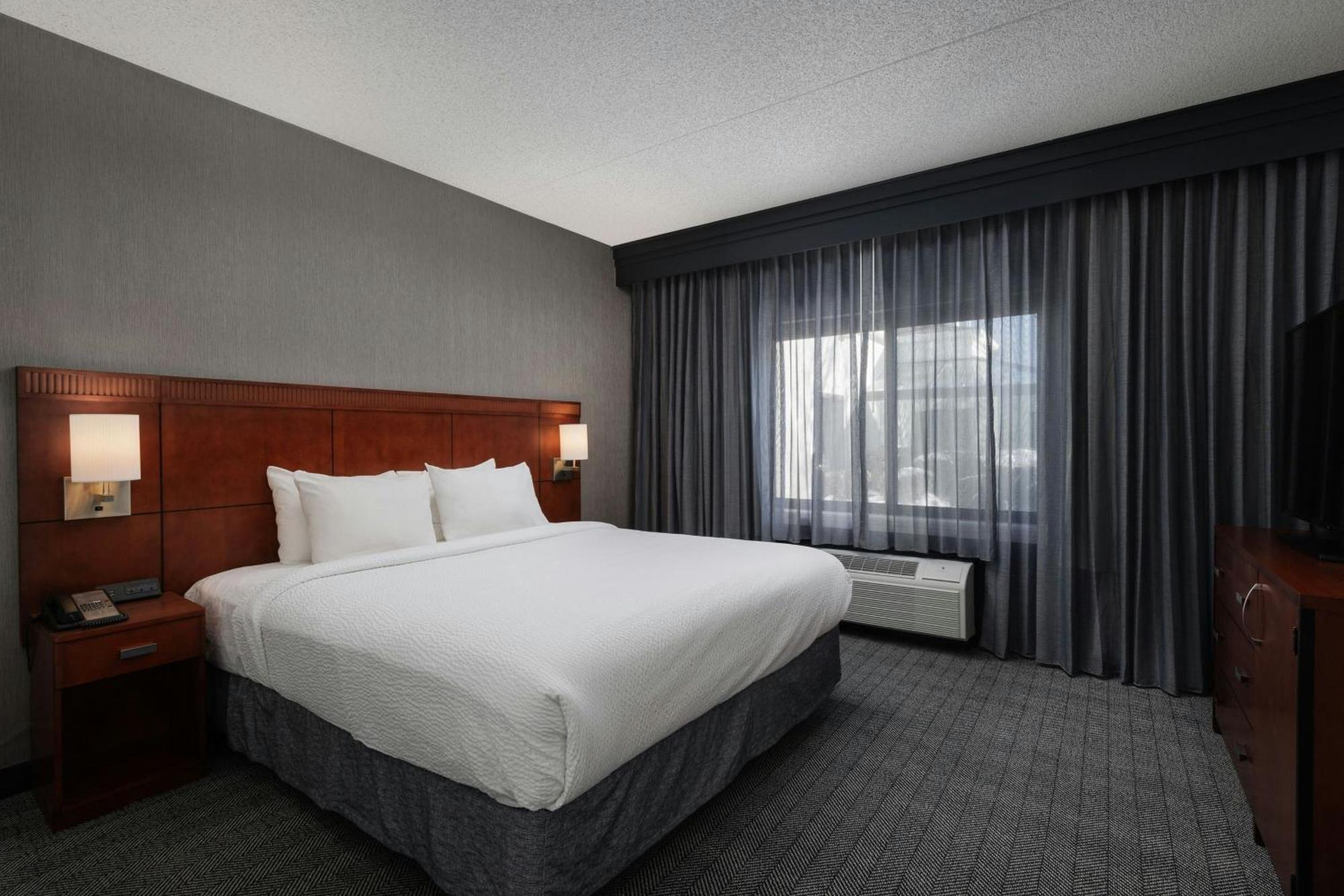 Courtyard By Marriott Denver Central Park Extérieur photo