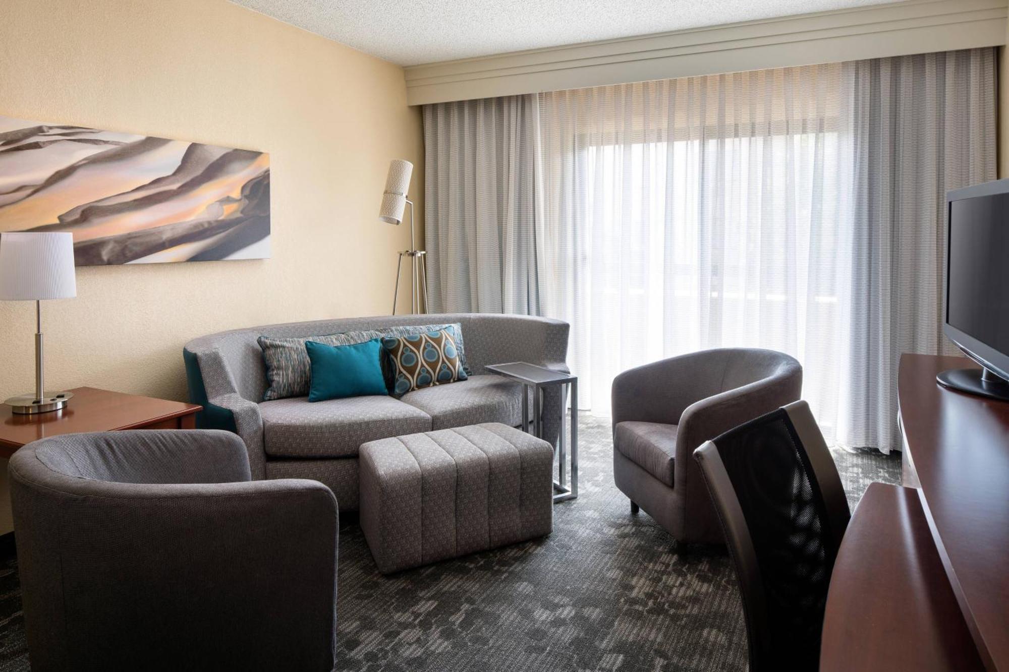 Courtyard By Marriott Denver Central Park Extérieur photo