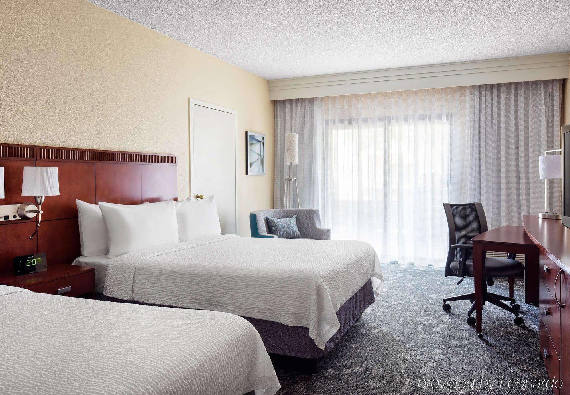 Courtyard By Marriott Denver Central Park Extérieur photo