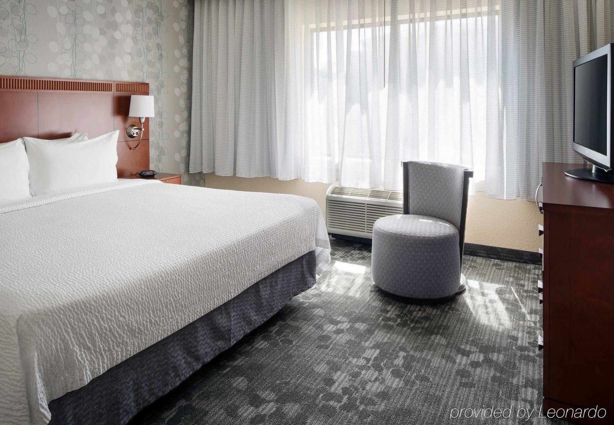 Courtyard By Marriott Denver Central Park Extérieur photo