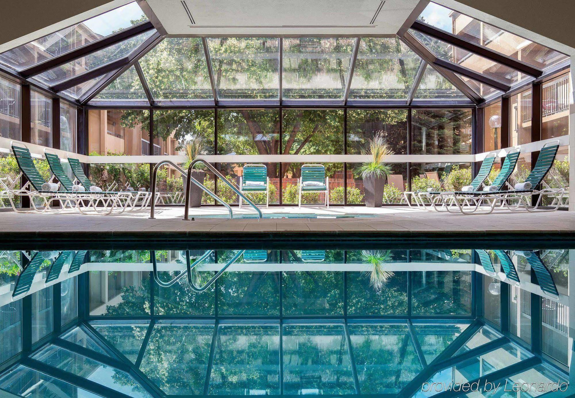 Courtyard By Marriott Denver Central Park Extérieur photo