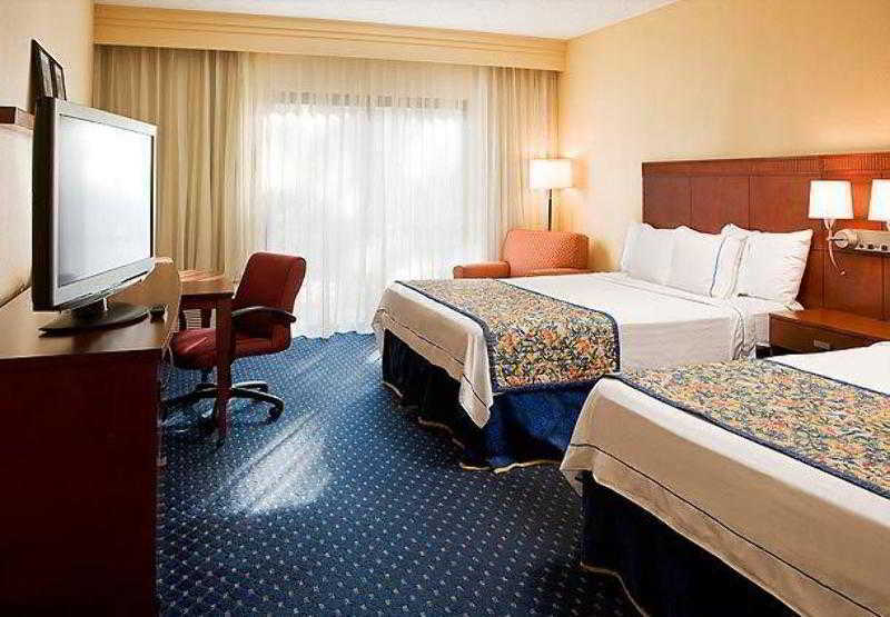 Courtyard By Marriott Denver Central Park Extérieur photo